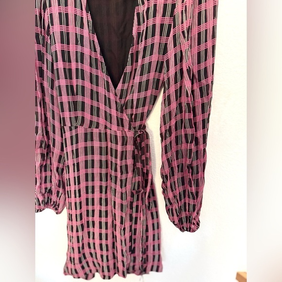 Ganni Georgette Plaid Check Mini Wrap Dress - Picture 5 of 7